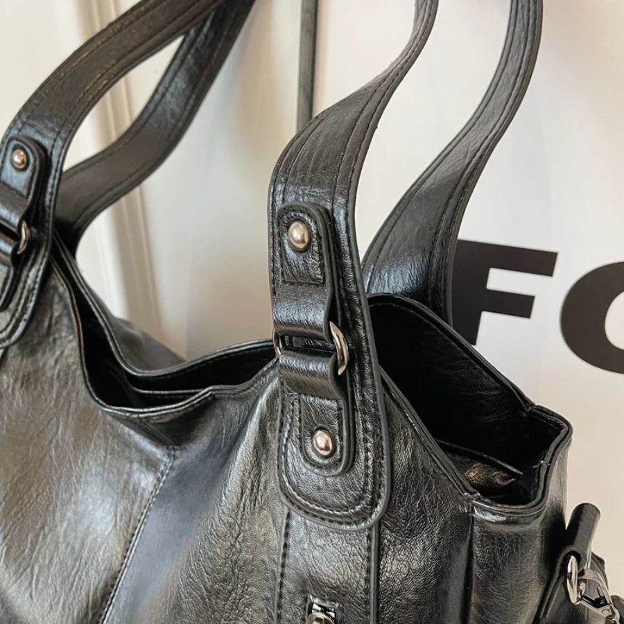UMA - DUAL ZIPPER LARGE CAPACITY SHOULDER BAG