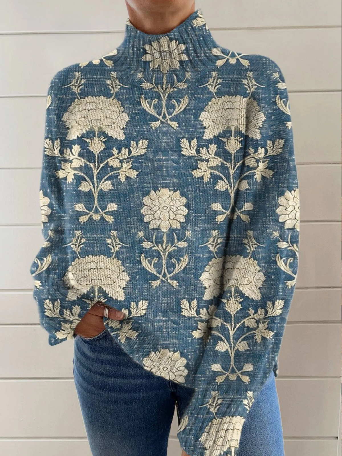 ANGELA | TIMELESS FLORAL TURTLENECK SWEATER