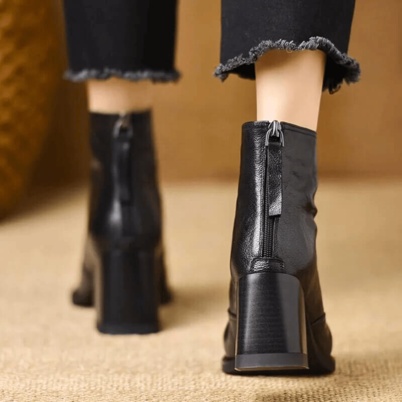 VIVIEN | ELEGANT HEELED ANKLE BOOTS