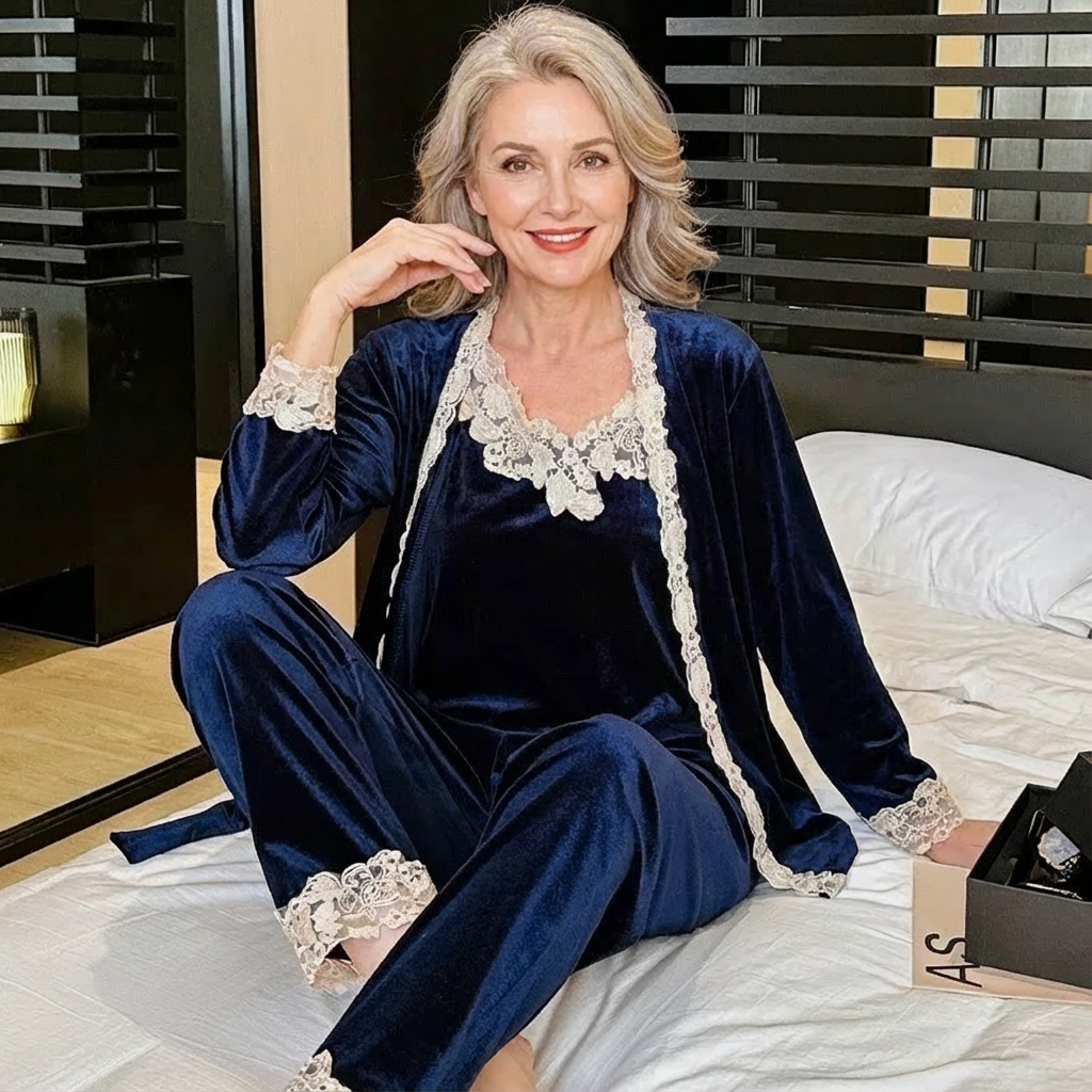 SOPHIA | ELEGANT SLEEPWEAR SET