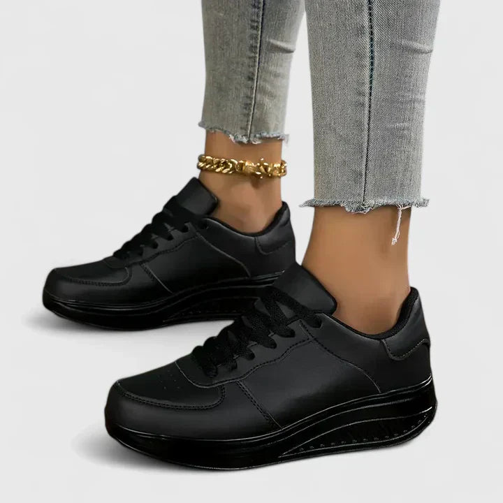 CARMELIYAH | ORTHOPAEDIC SNEAKERS