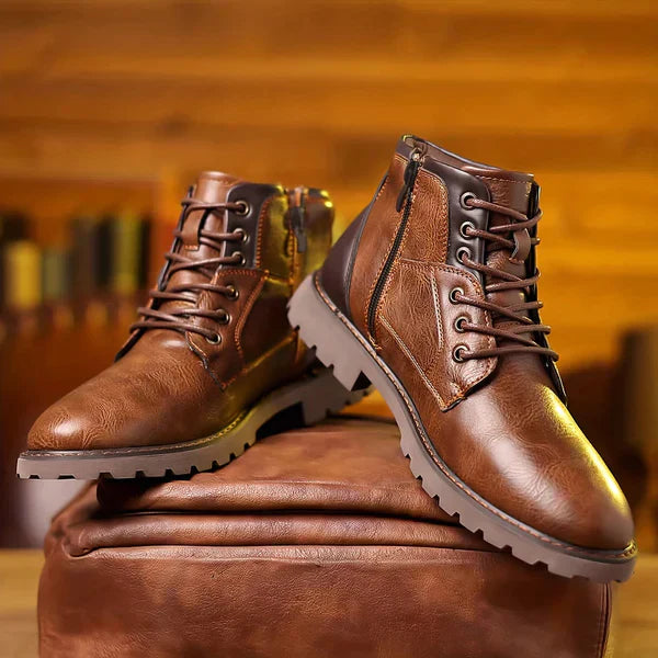 SIMON | DURABLE LACE-UP BOOTS